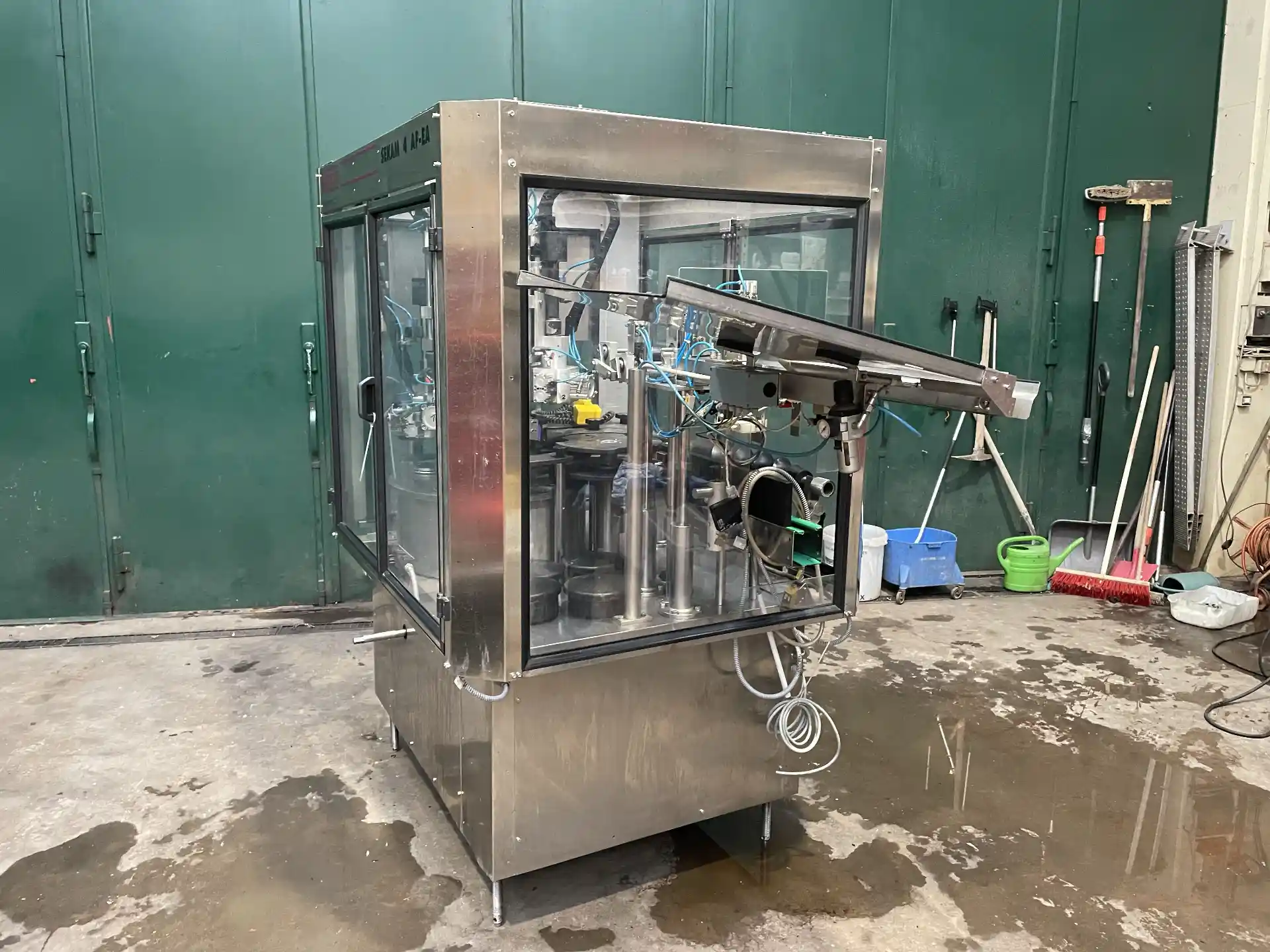 Used Capsuler Kematec Champagne 5.000 bph — 5