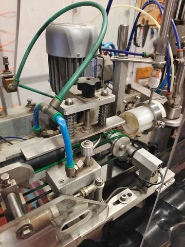 Used OMB capsuling machine — 11