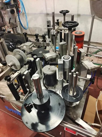 Used OMB capsuling machine — 9