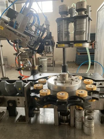 Used R&G capsuling machine — 11