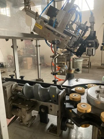 Used R&G capsuling machine — 10