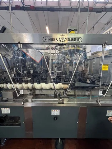 Used R&G capsuling machine