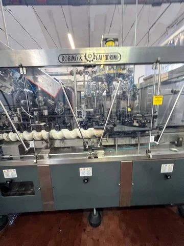 Used R&G capsuling machine — 6
