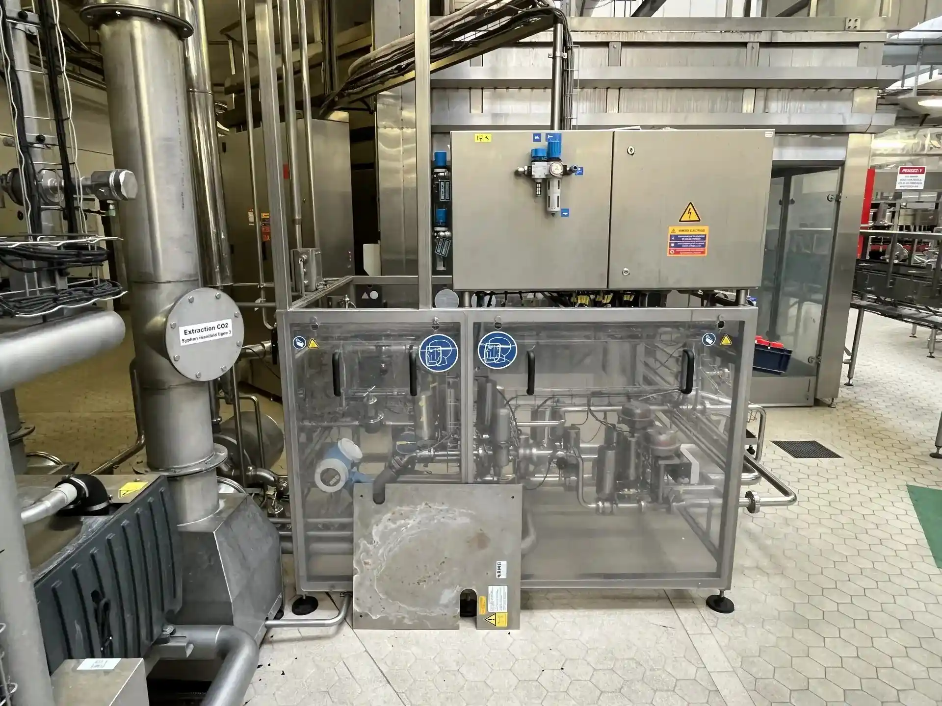 Used Filling Monoblock PET Krones Modulfill 43.000 bph — 2