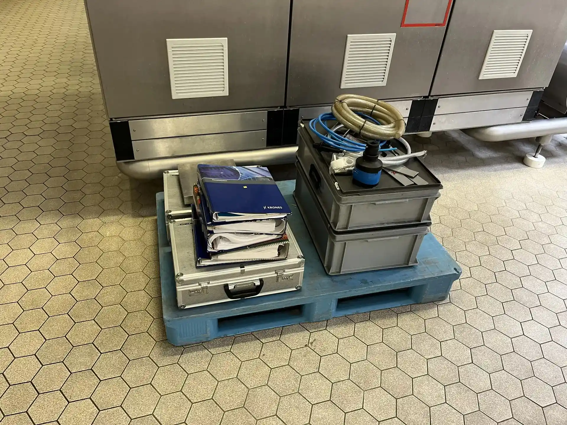 Used Filling Monoblock PET Krones Modulfill 43.000 bph — 4