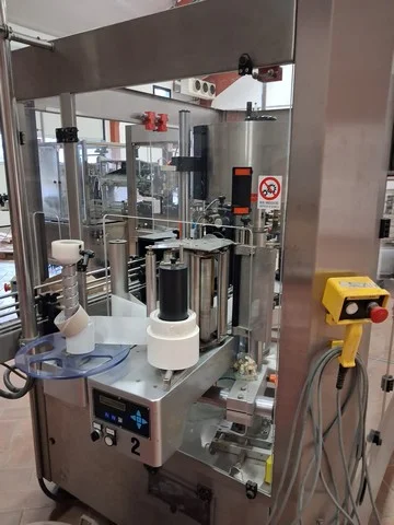 Used Kosme labeller — 4