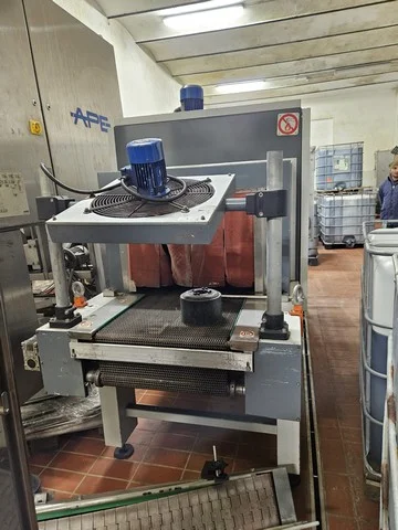 Used Gramegna shrink wrapper