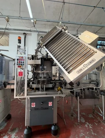 Used Robino & Galandrino wirehooder