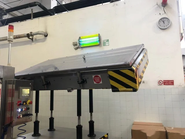Used Robino & galandrino Wirehooder — 7