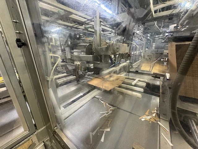 Used Meypack tray packer — 11
