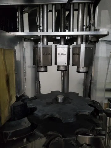 Used Gai washer-dryer — 2