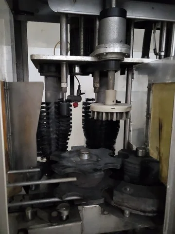 Used Gai washer-dryer — 3