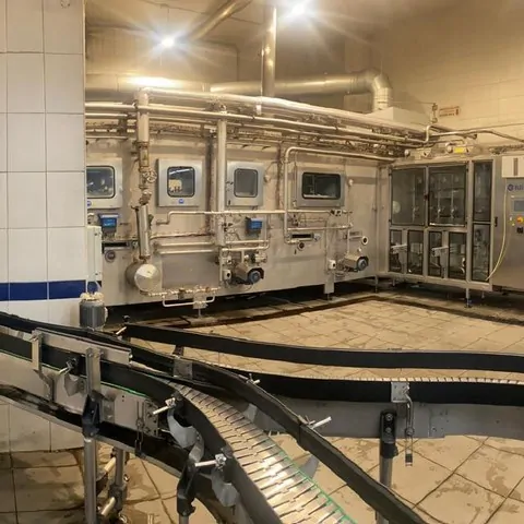 Used R.Bardi Returnable Bottling Line — 2