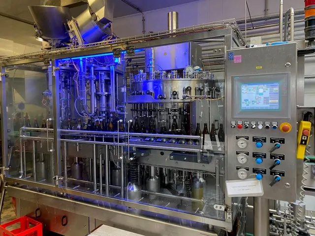 Used Bottling Line Beer Glass 6.000 bph — 5