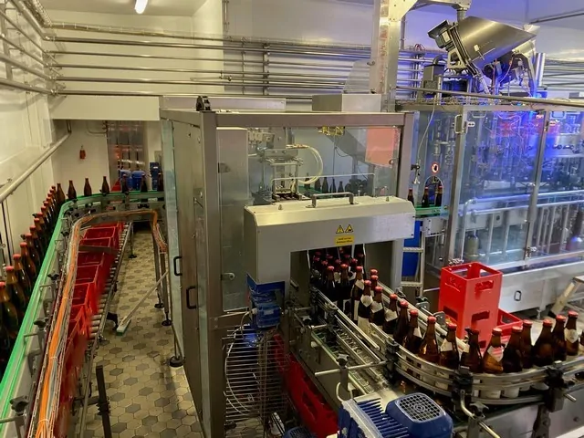 Used Bottling Line Beer Glass 6.000 bph — 6