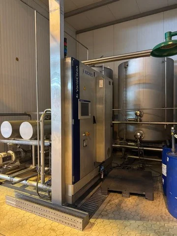 Used Krones Filling Line 40.000 bph Isobaric — 10
