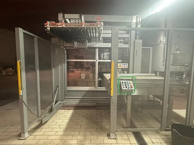 Used glass bottling line for still wine — 6