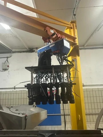 Used glass bottling line for still wine — 9