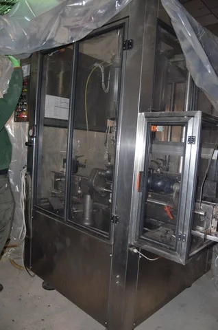 Used glass bottling line for still wine — 2