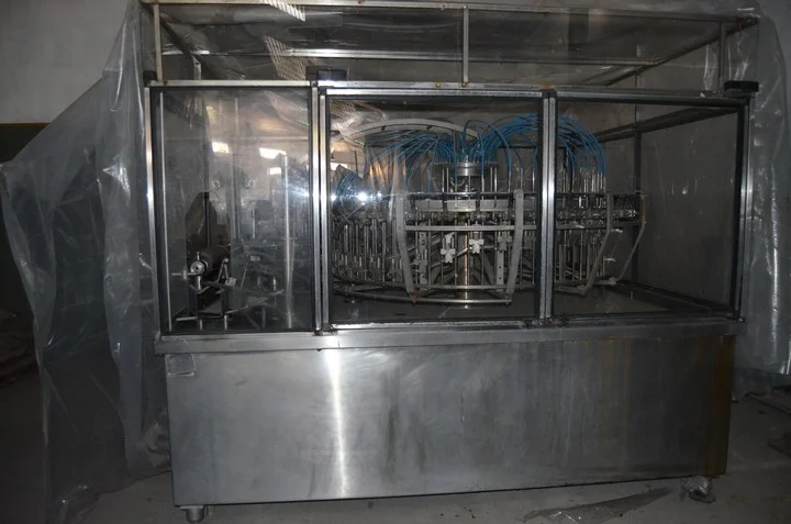 Used glass bottling line for still wine — 6