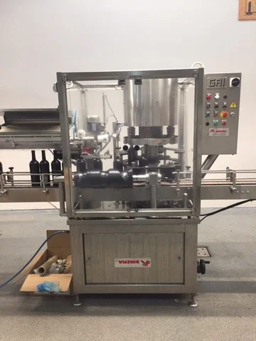 Used Gai bottling line for wine — 6