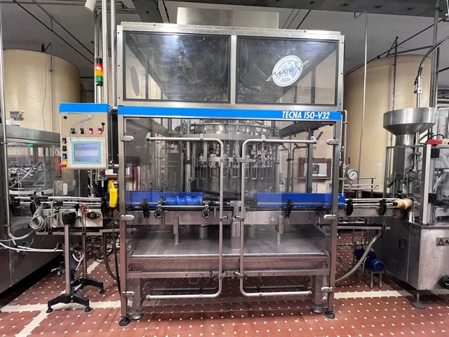Used Matrix isobaric bottling line