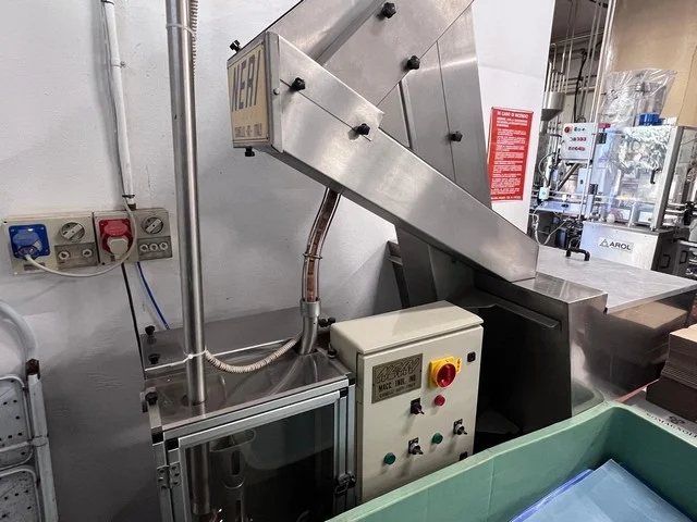 Used Matrix isobaric bottling line — 8