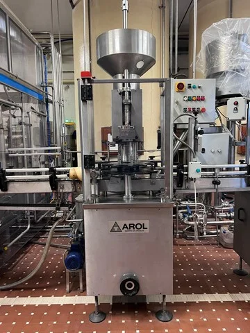 Used Matrix isobaric bottling line — 10