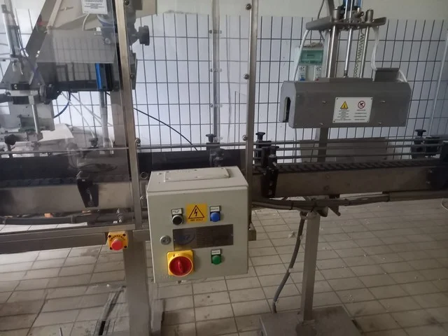 Used Ave Industry bottling line for olive oil — 12