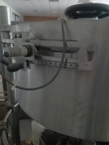 Used Ave Industry bottling line for olive oil — 10