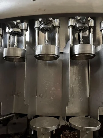 Used Vimercati filler — 3