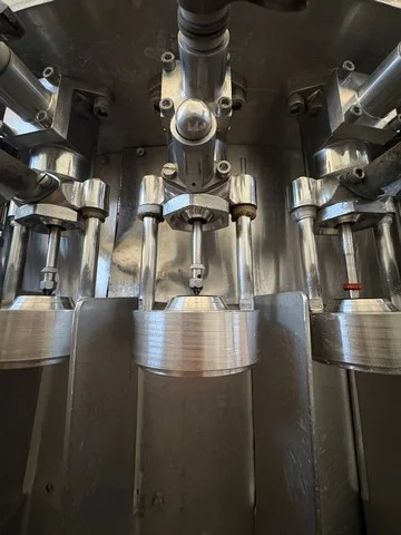 Used Vimercati filler — 10