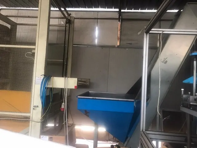 Used Blow Moulding Machine Sipa Sf-08004 — 2