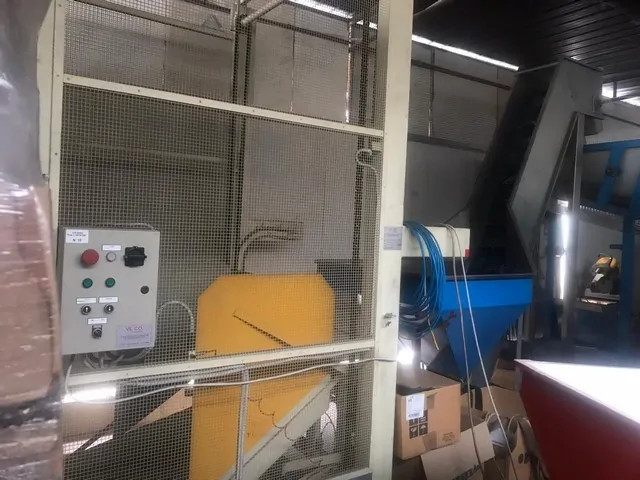 Used Blow Moulding Machine Sipa Sf-08004 — 3
