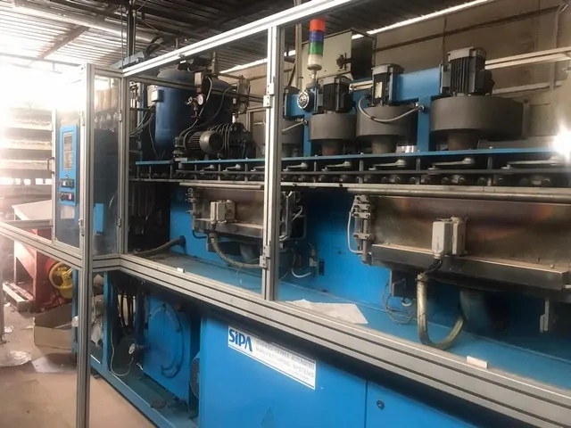Used Blow Moulding Machine Sipa Sf-08004 — 5