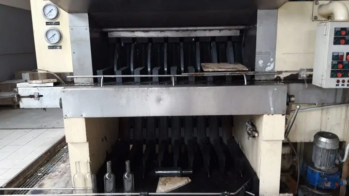 Used Bottle Washer R.Bardi Danubio 5.000 bph — 7