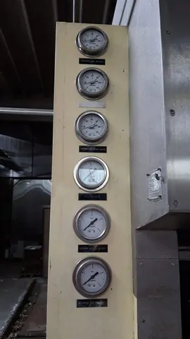 Used Bottle Washer R.Bardi Danubio 5.000 bph — 8