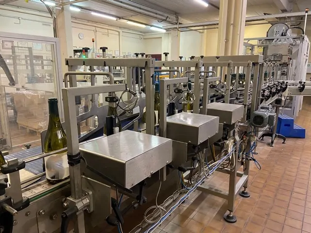 Used Bottles Devider 9.000 bph — 2
