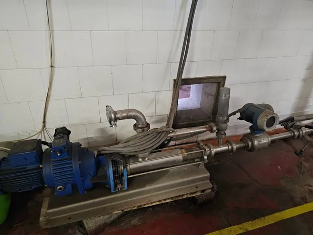 Used Bottling Line Bertolaso 2.000 bph — 8