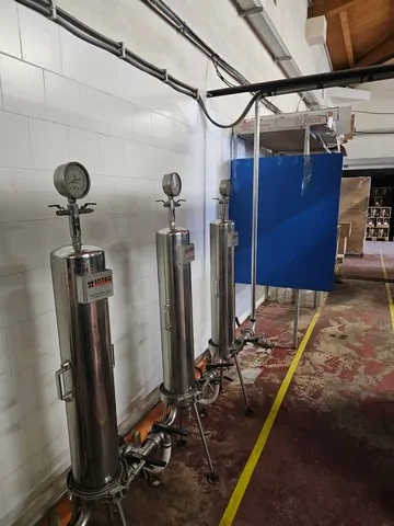 Used Bottling Line Bertolaso 2.000 bph — 10
