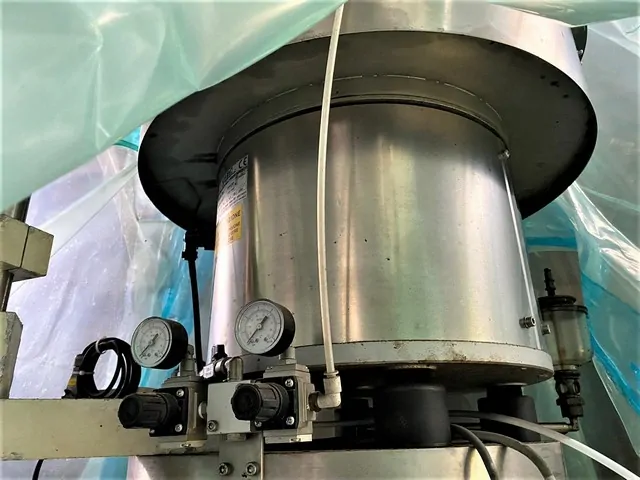 Used Capper Arol 4T Stelvin 30×60 — 8