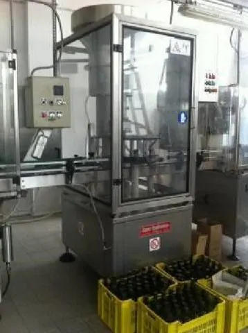 Used capper Bertolaso 3.000 bph — 2