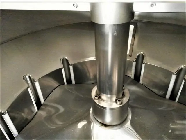 Used capper Bertolaso 512 R — 3