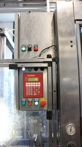Used capper Bertolaso Sigma 606 — 4