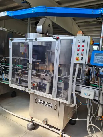 Used capper Bertolaso Stelvin — 2