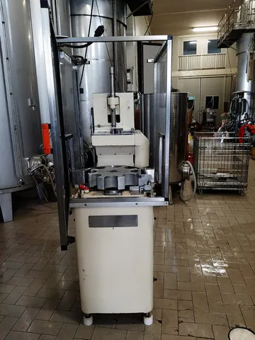Used capper Bertolaso — 3