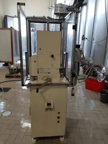 Used capper Bertolaso — 7
