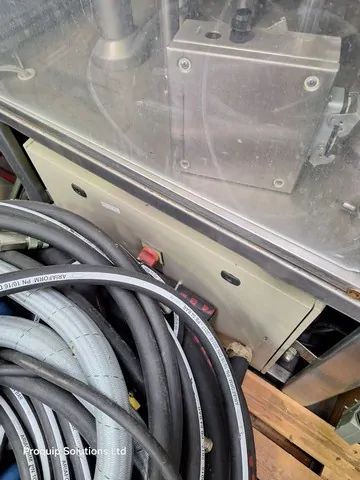 Used Capper Technovin 3T Stelvin 5.000 bph — 4