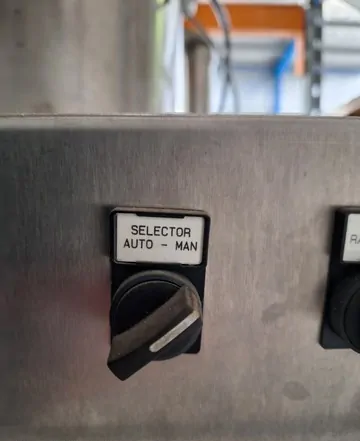 Used Capper Technovin 3T Stelvin 5.000 bph — 8