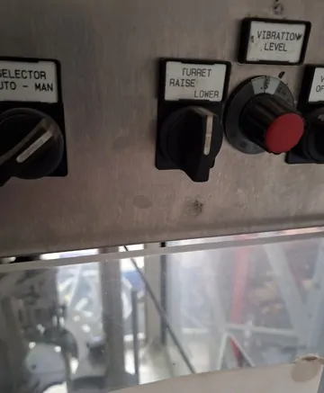 Used Capper Technovin 3T Stelvin 5.000 bph — 10